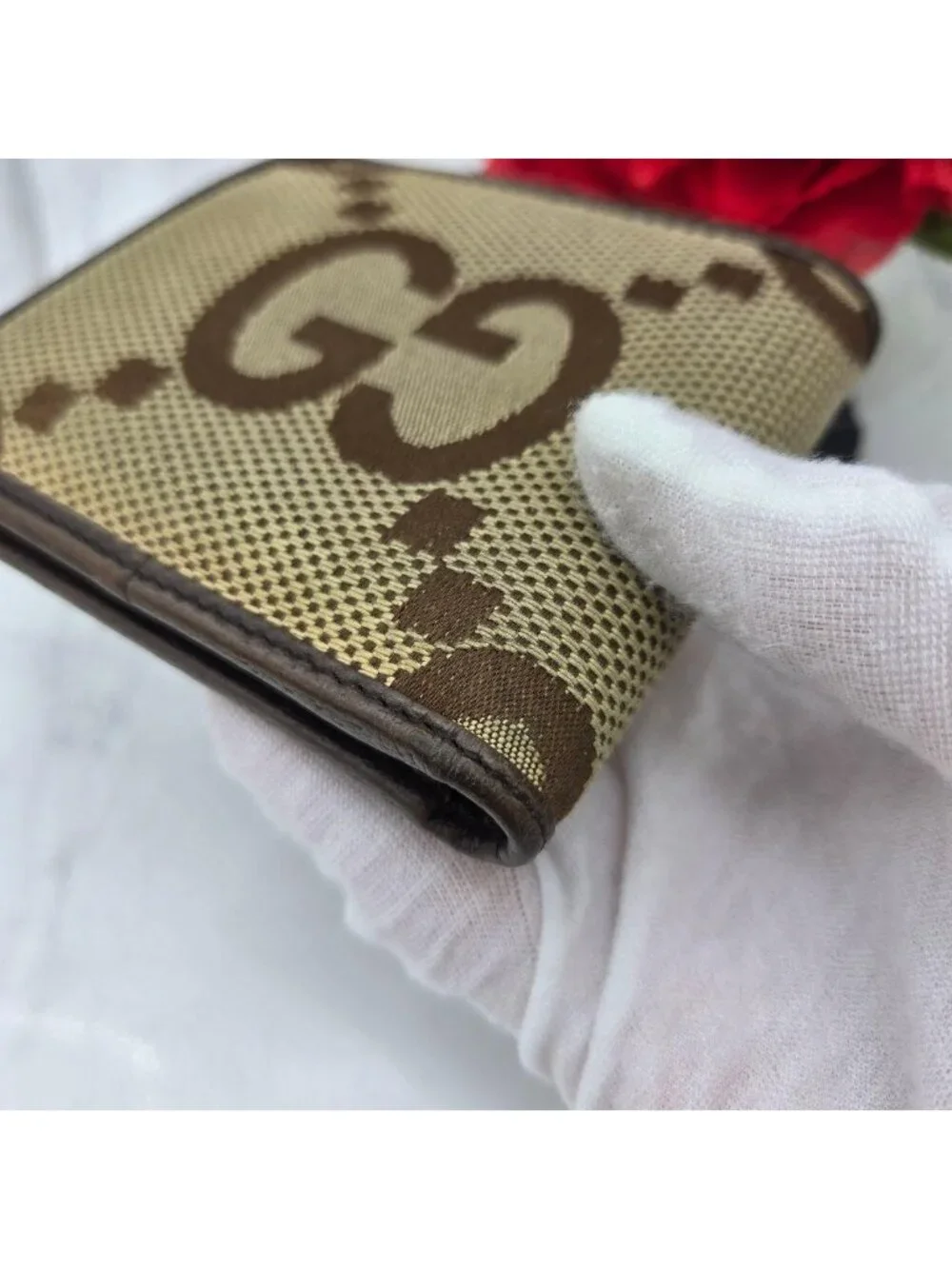 Gucci Canvas Fold Wallet Jumbo GG